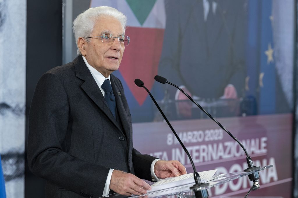 Clima, Mattarella: ridurre emissioni, seguire indicazioni scienza